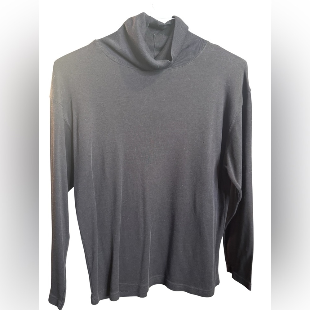 Hunter Black Women's Lightweight Turtleneck Sweater